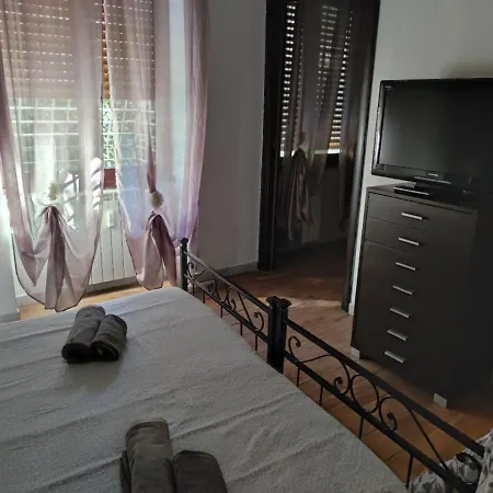 Marco E Laura Al Vaticano 3*