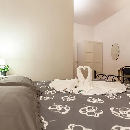 Marco E Laura Al Vaticano