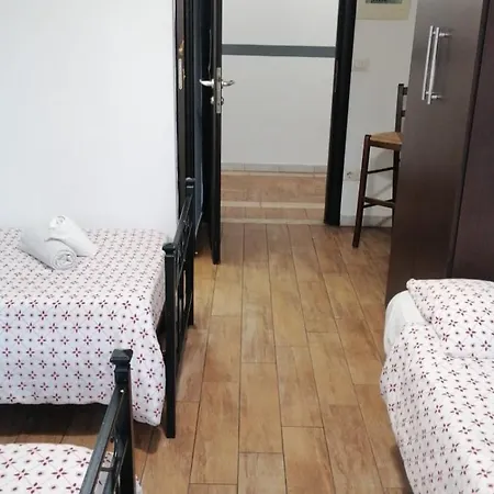 마르코 E 로라 로마