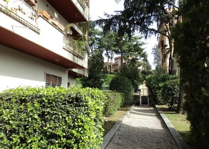 Marco E Laura Al Vaticano B&B 로마