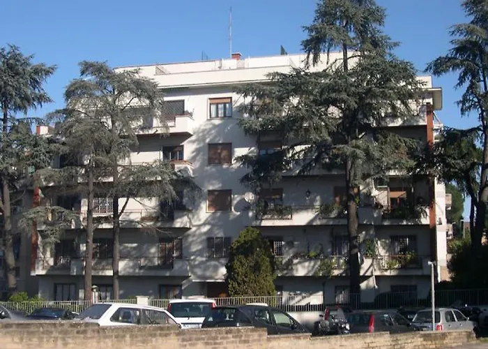 Marco E Laura Al Vaticano B&B